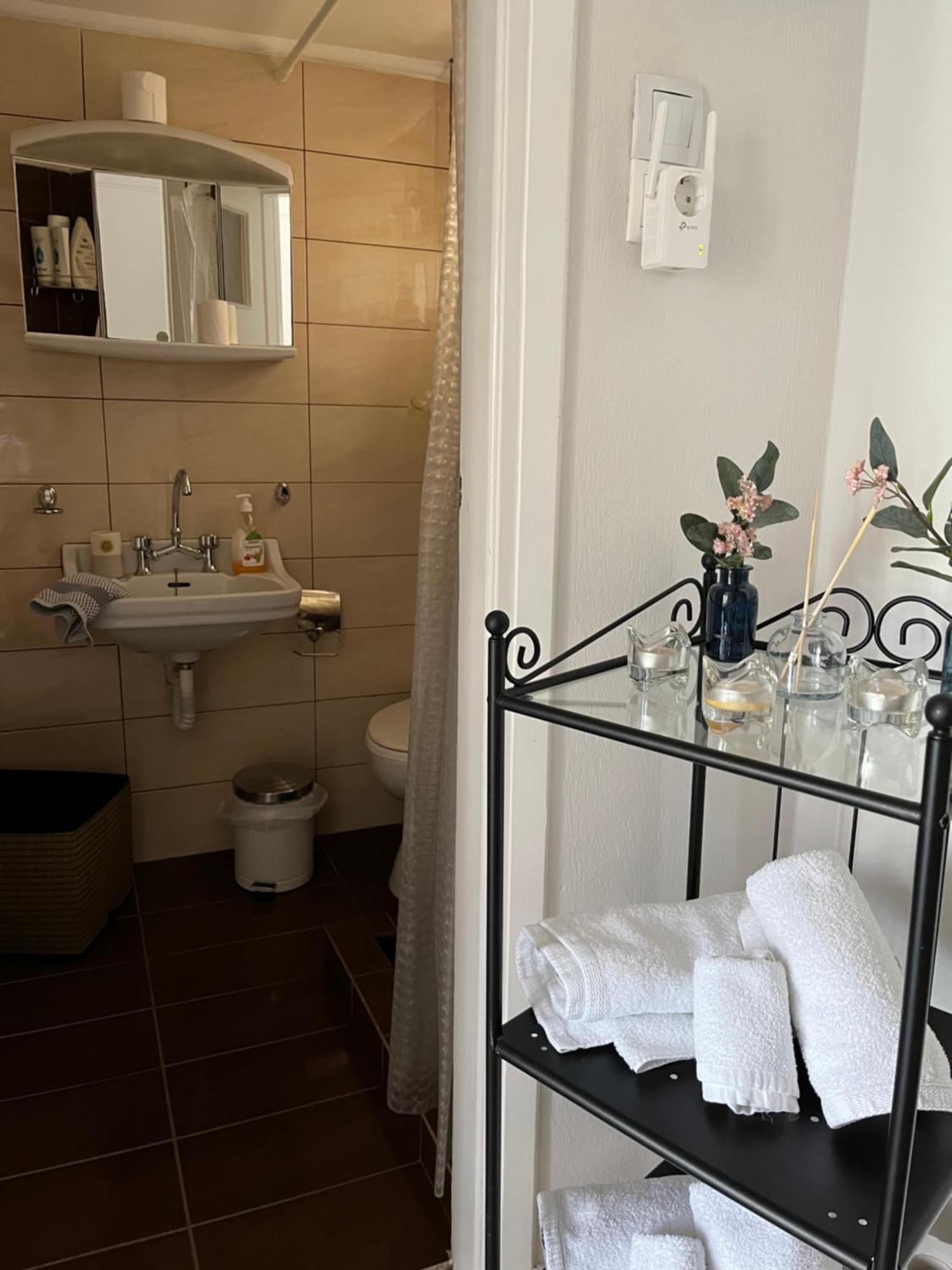 Sea View Apartments Near Athens Airport Артеміда Екстер'єр фото