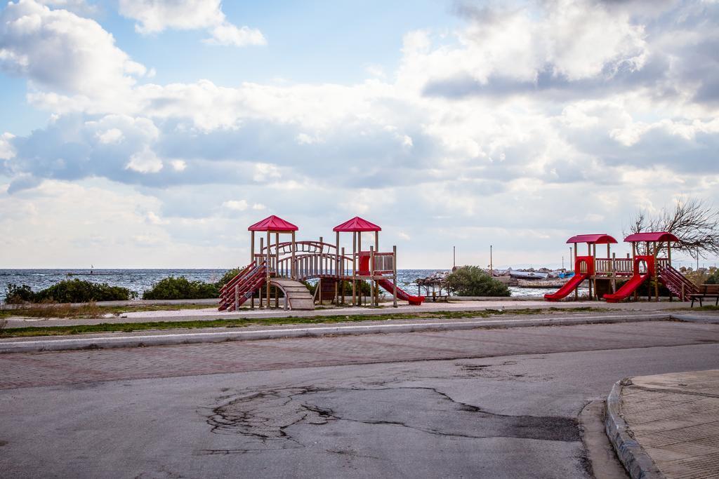 Sea View Apartments Near Athens Airport Артеміда Екстер'єр фото